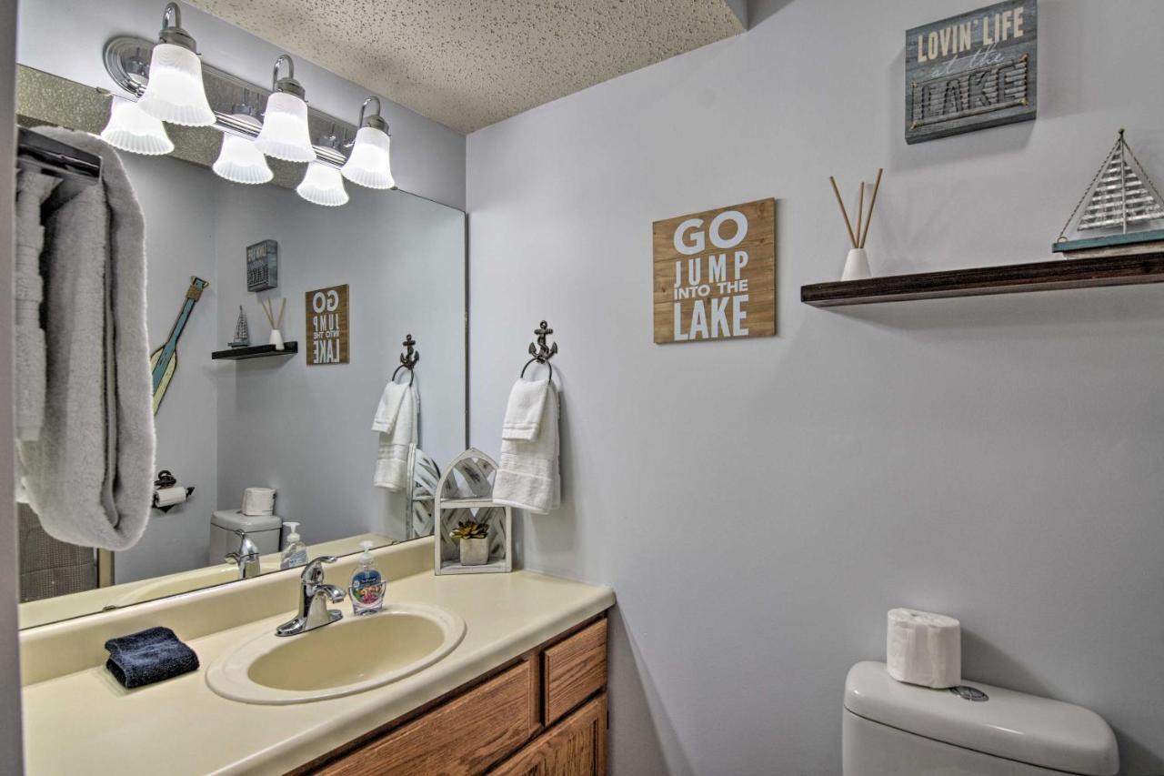 Reed Springs Condo With Furnished Deck And Pool Access Reeds Spring Bagian luar foto