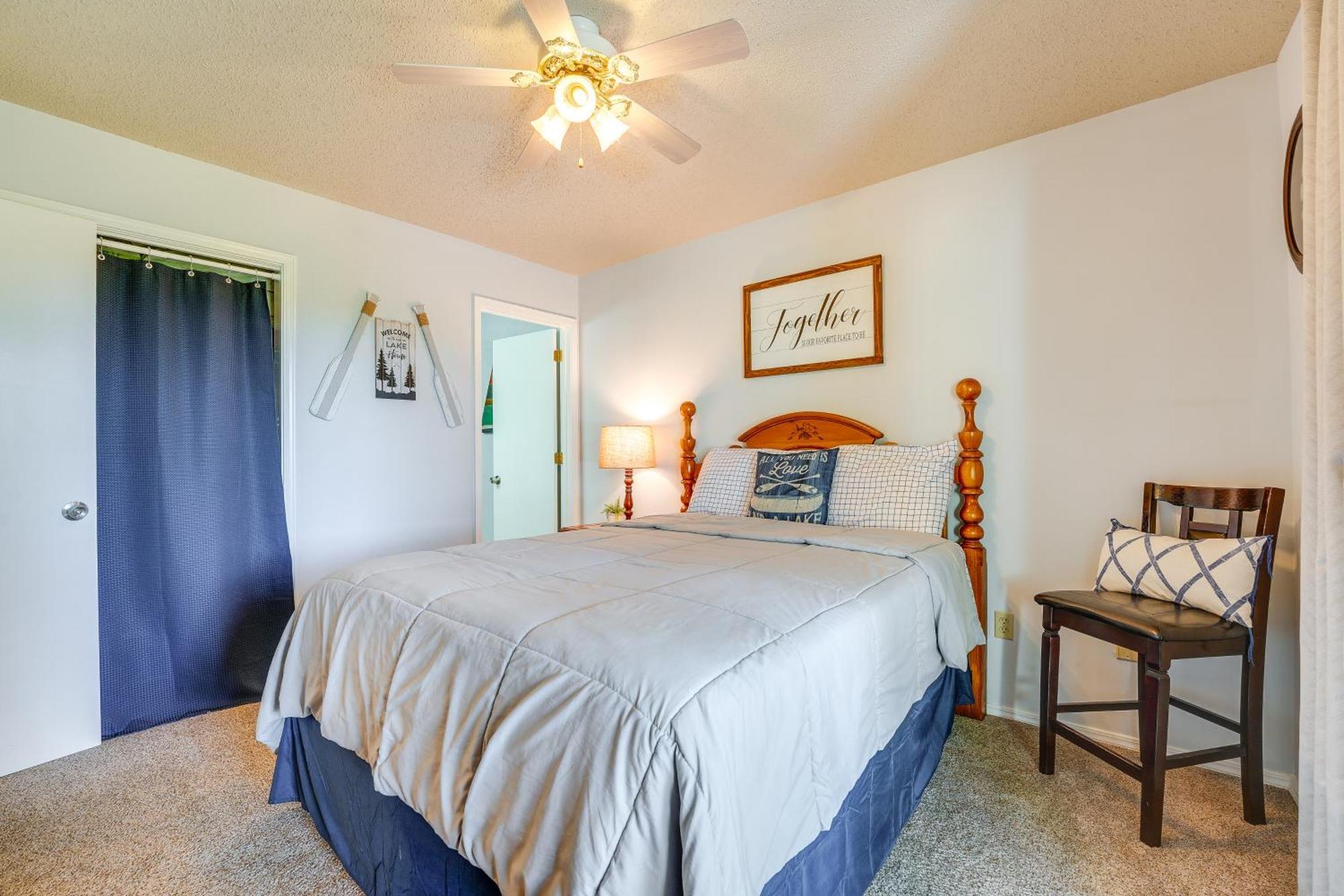 Reed Springs Condo With Furnished Deck And Pool Access Reeds Spring Bagian luar foto