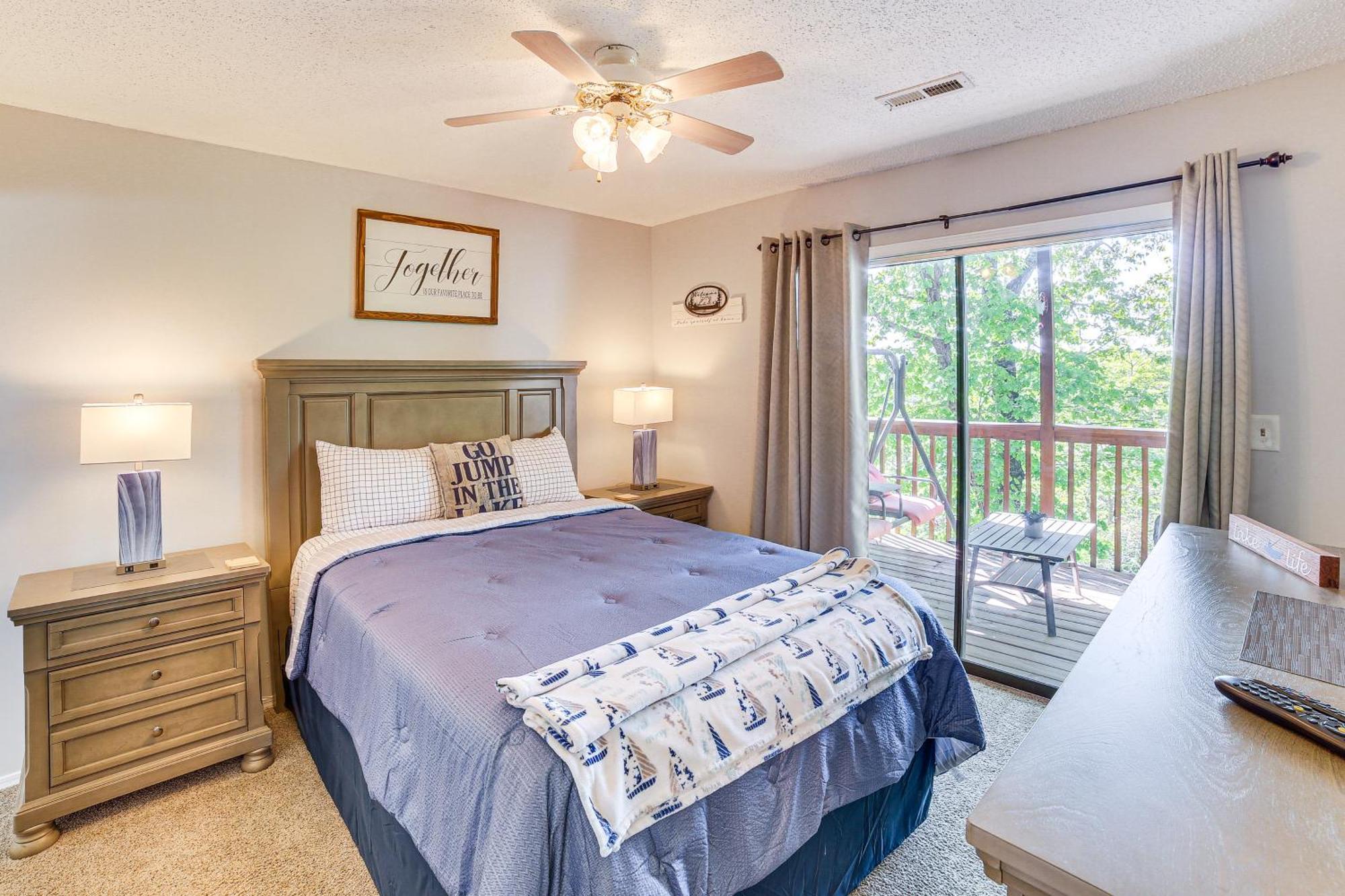 Reed Springs Condo With Furnished Deck And Pool Access Reeds Spring Bagian luar foto