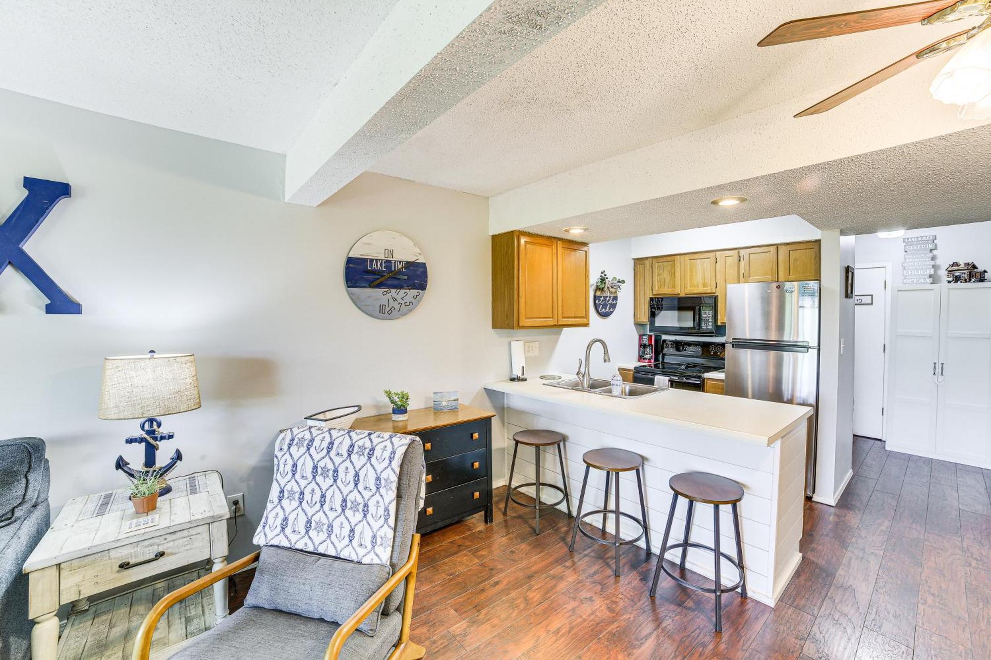Reed Springs Condo With Furnished Deck And Pool Access Reeds Spring Bagian luar foto