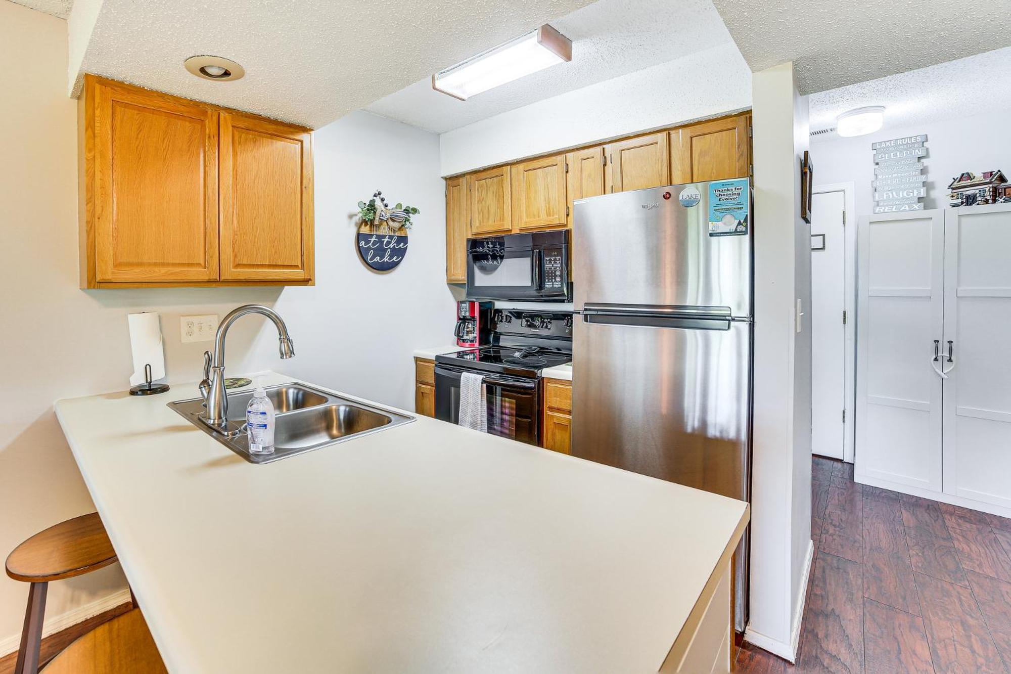 Reed Springs Condo With Furnished Deck And Pool Access Reeds Spring Bagian luar foto