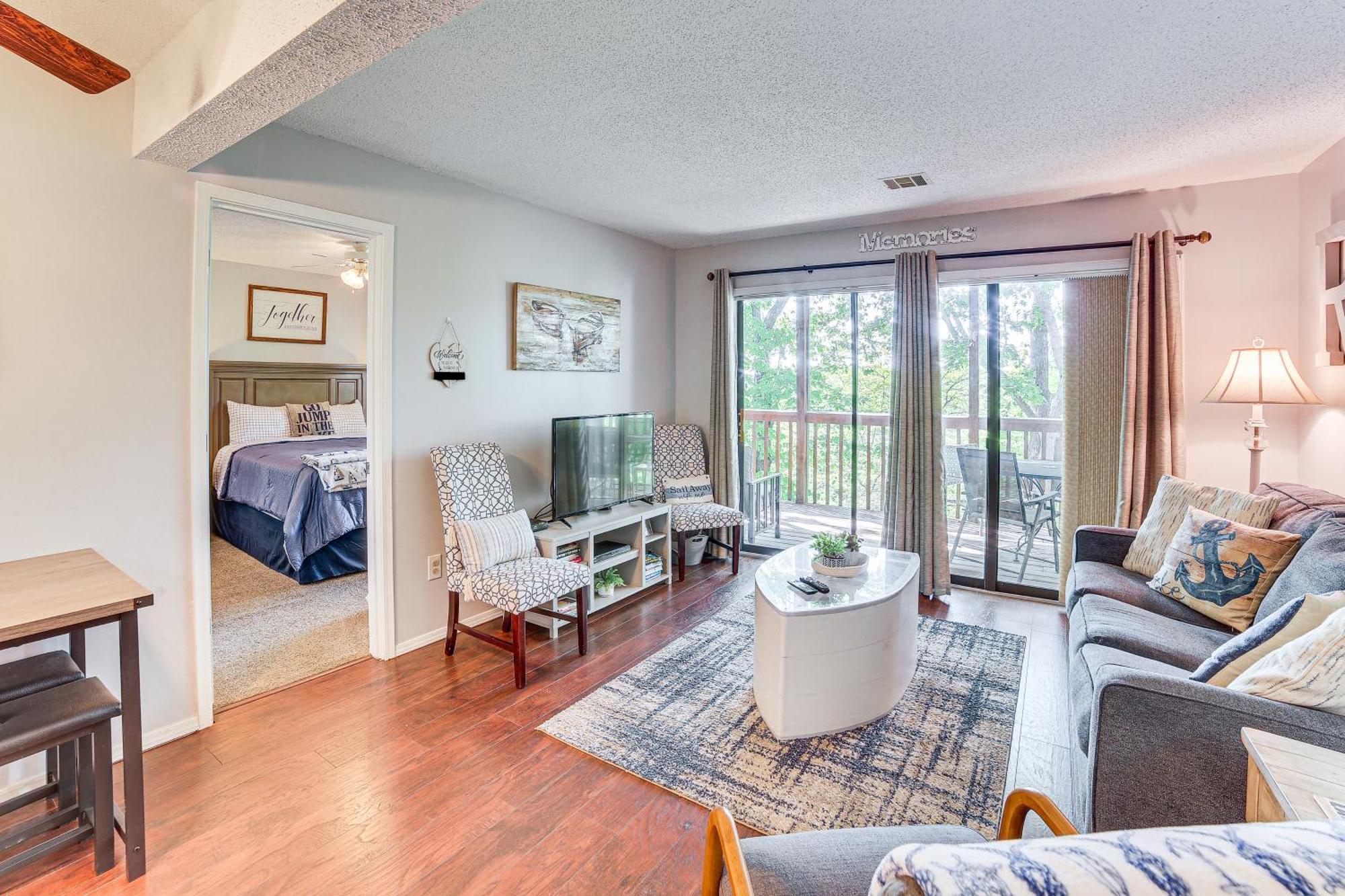 Reed Springs Condo With Furnished Deck And Pool Access Reeds Spring Bagian luar foto