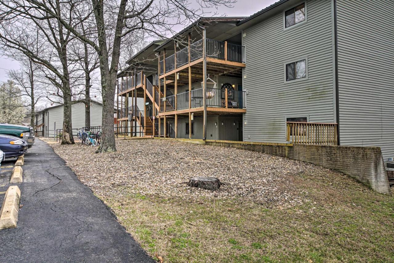 Reed Springs Condo With Furnished Deck And Pool Access Reeds Spring Bagian luar foto